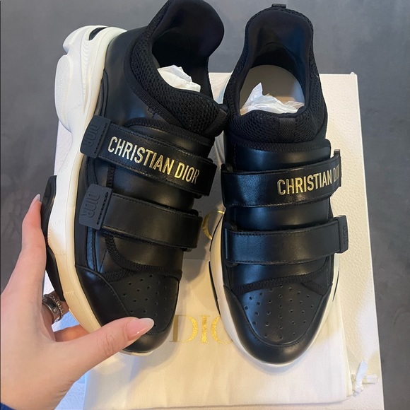 Brand new Christian Dior sneakers. - Picture 1 of 6